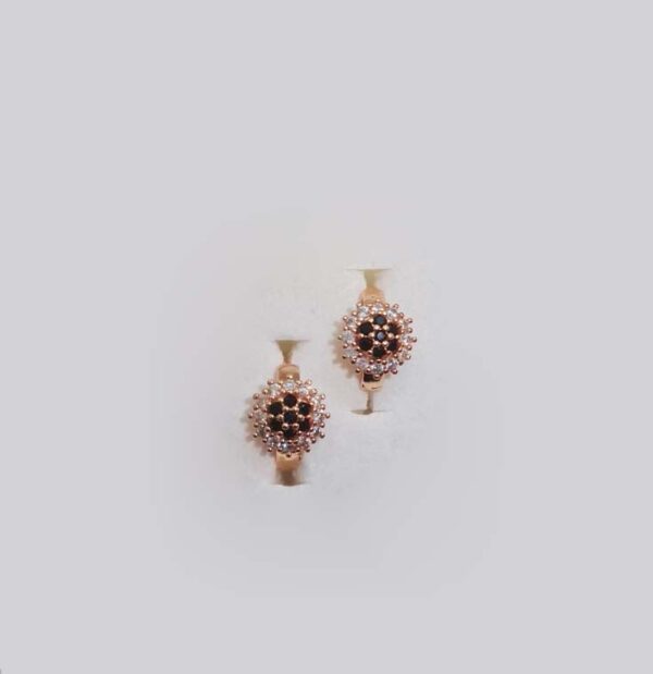 Golden Earrings – Timeless Elegance for Every Occasion